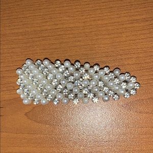 Pearl and diamond hair pin